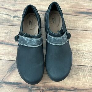 Clarks Ultimatete Comfort Collection rain/snow shoe